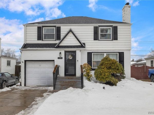 135 Avalon Drive, Buffalo, NY 14226