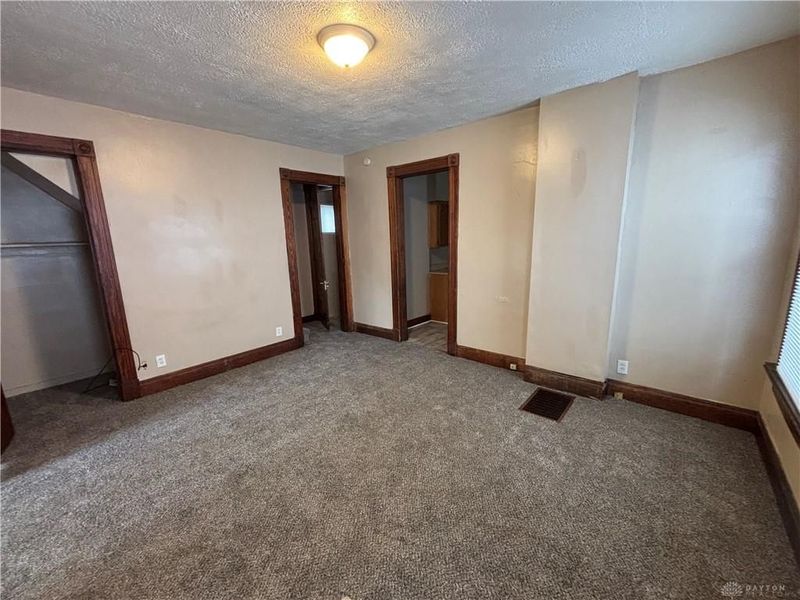 639 Huffman Avenue, Dayton, OH 45403 Photo 3