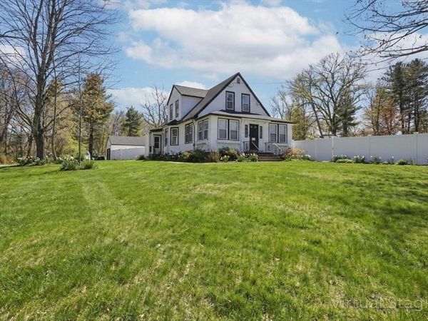 41 Brookdale Avenue, Methuen, MA 01844