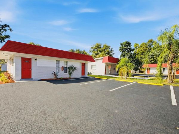 1310I LEXINGTON COURT, TAMPA, FL 33612