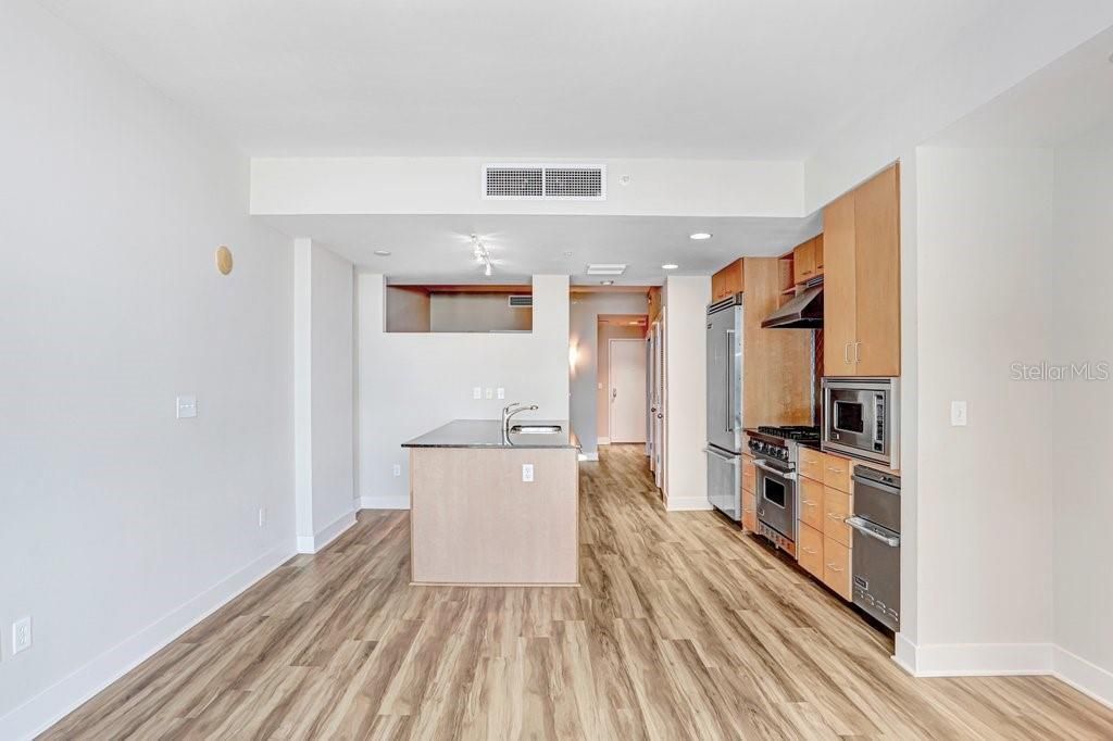 1120 E Kennedy Boulevard, Unit 1020, Tampa, FL 33602 Photo