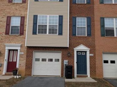 433 W BALTIMORE STREET, Unit B, GREENCASTLE, PA 17225