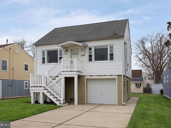 639 E BAYVIEW AVENUE, OCEAN GATE, NJ 08740