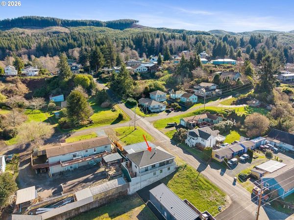 67 SPRUCE ST, Wheeler, OR 97147