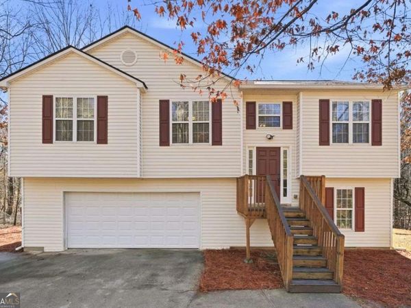 8675 Bayhill Drive, Gainesville, GA 30506