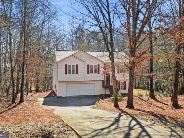 8675 Bayhill Drive, Gainesville, GA 30506