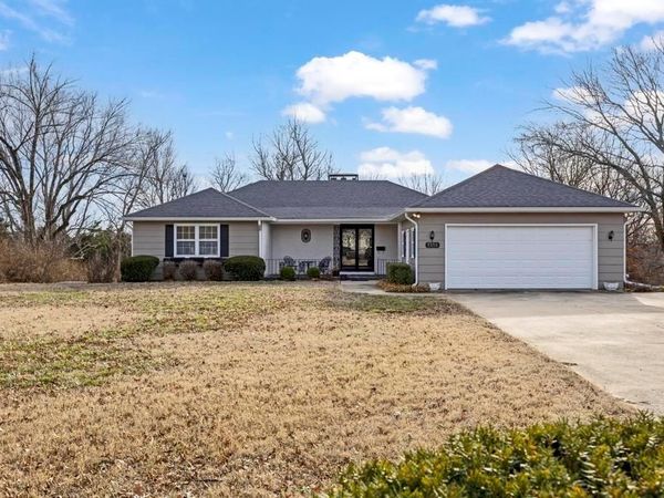 1354 Marblecrest Drive, Fort Scott, KS 66701