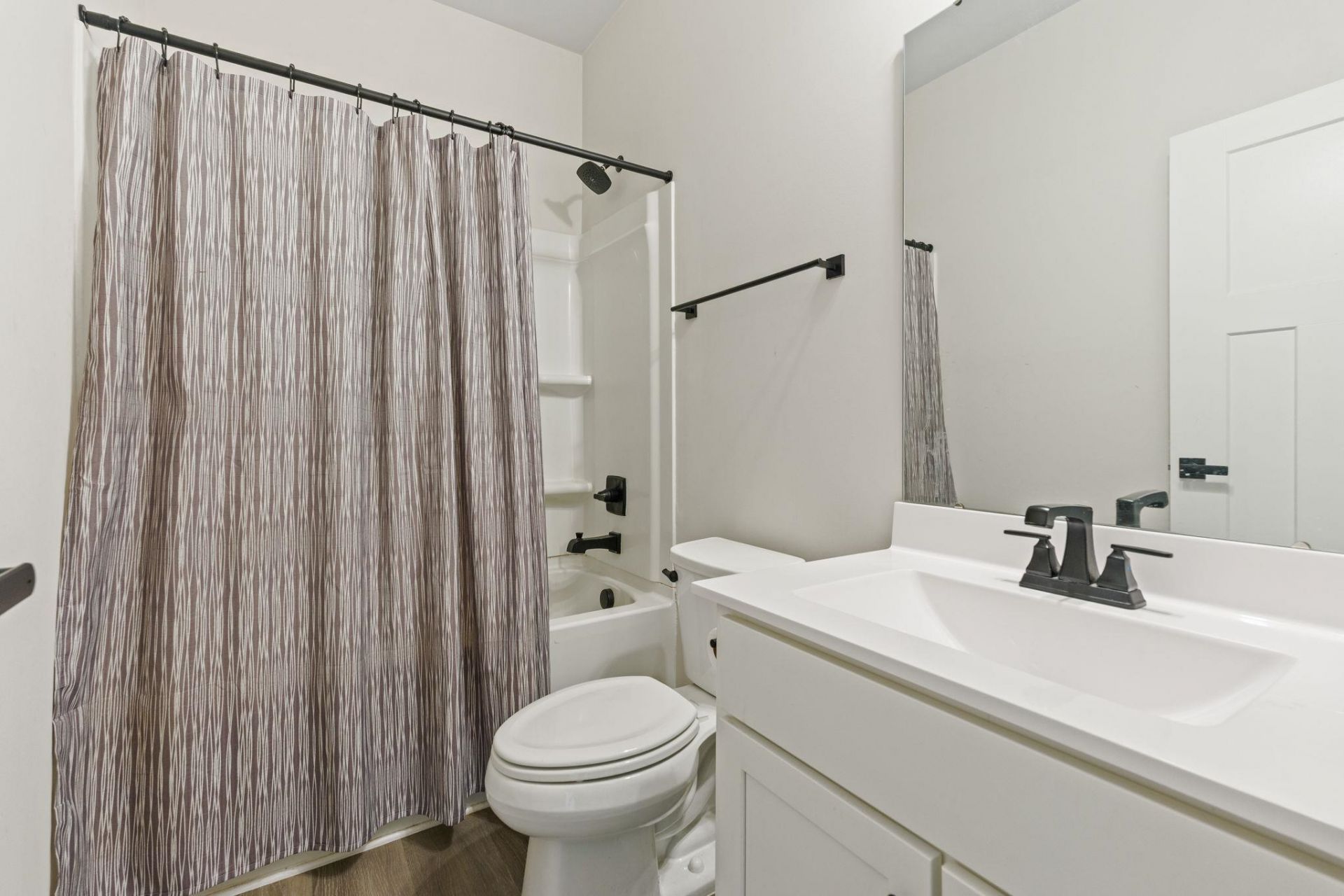 200 Yam Dr. Photo 14