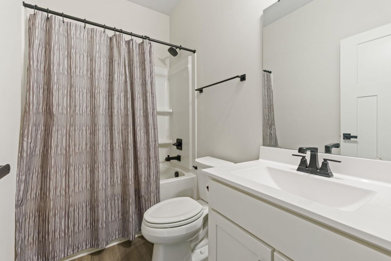 200 Yam Dr.  Photo 25