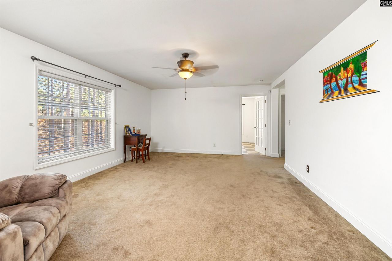 228 Smithfield Cir Photo 15