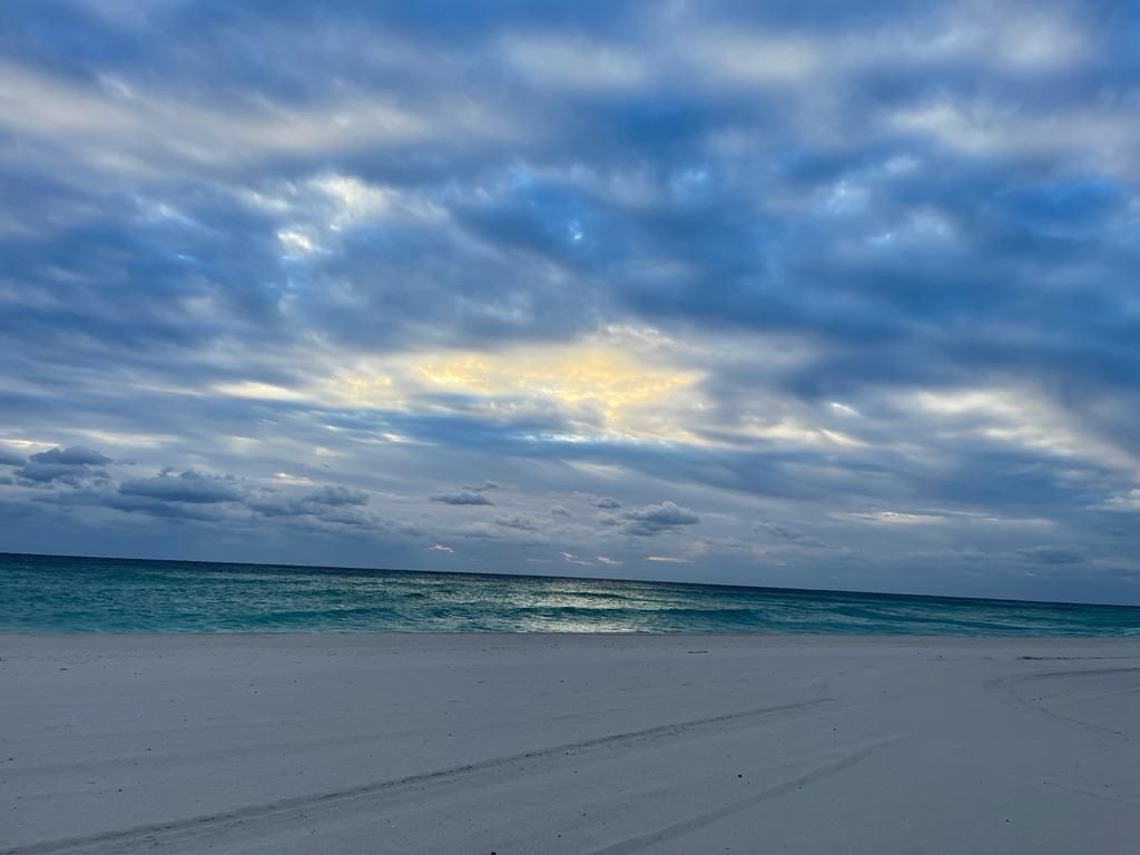 19201 Collins Avenue, Unit 337, Sunny Isles Beach, FL 33160 Photo