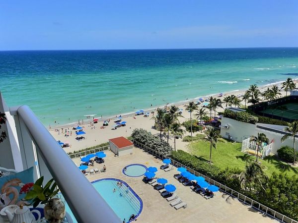 19201 Collins Avenue, Unit 809, Sunny Isles Beach, FL 33160
