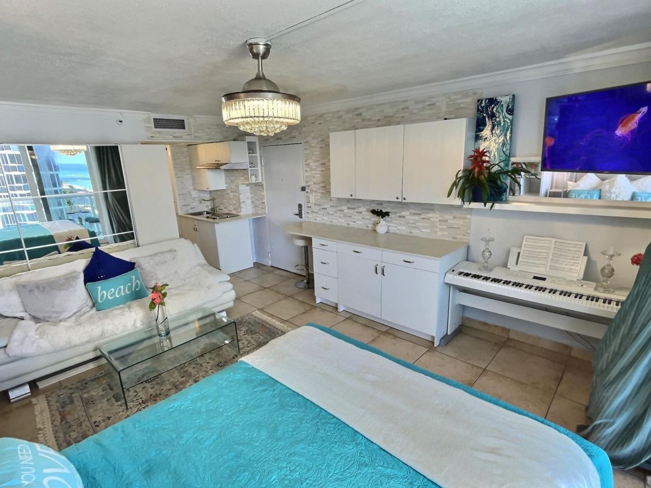 19201 Collins Avenue, Unit 809, Sunny Isles Beach, FL 33160 Photo