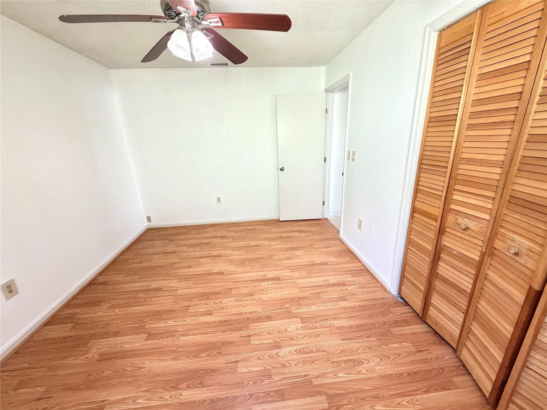 8980 NW 24th Place, Sunrise, FL 33322 Photo