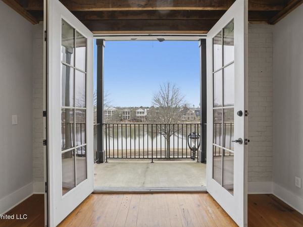 301 Northlake Avenue, Ridgeland, MS 39157