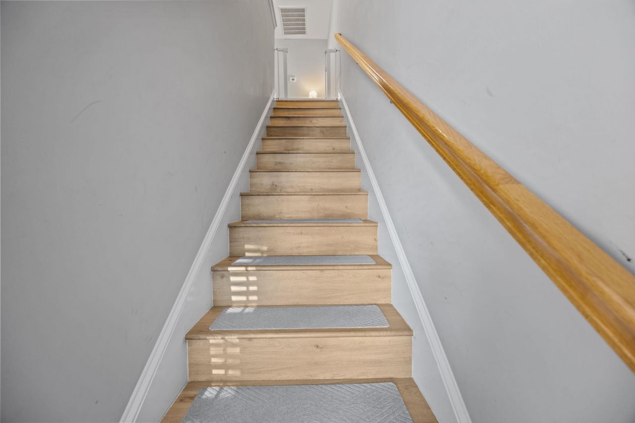 2958 Woodland Park Drive Photo 21