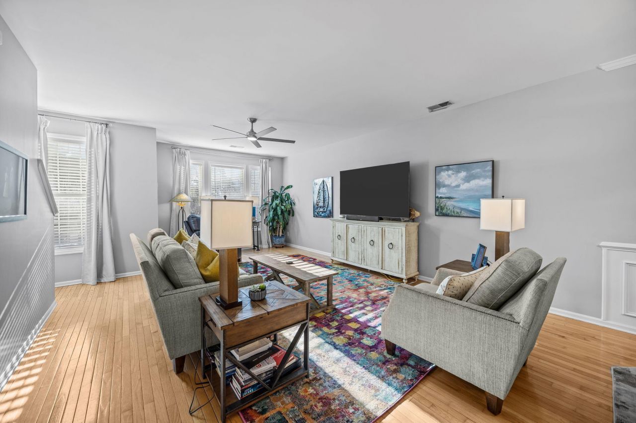 2958 Woodland Park Drive Photo 3