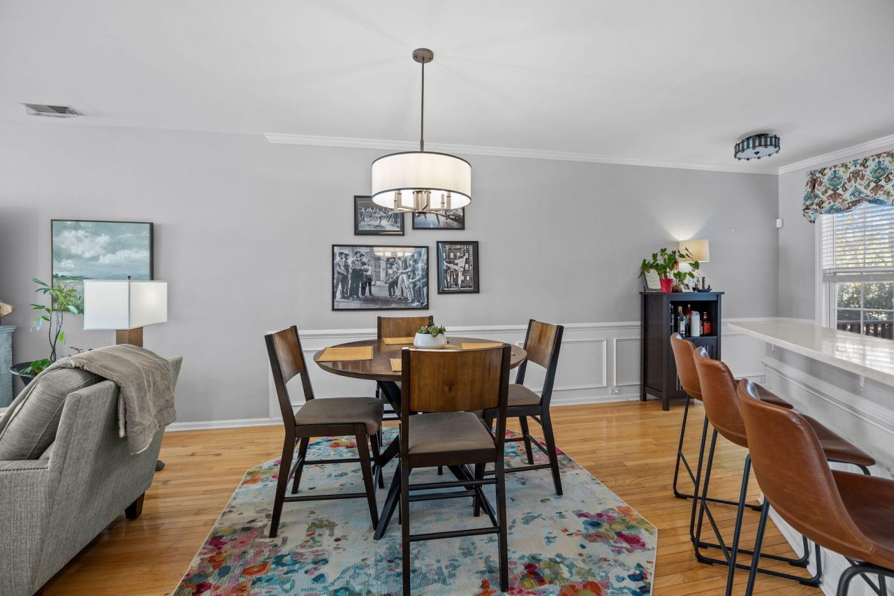 2958 Woodland Park Drive Photo 8