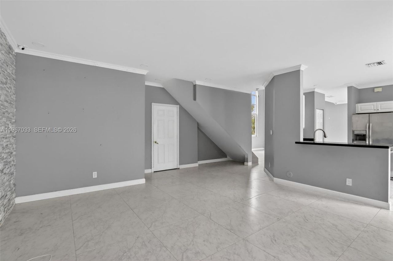 10755 SW 17th Pl , Davie, FL 33324 Photo