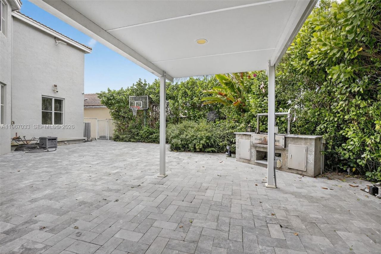 10755 SW 17th Pl , Davie, FL 33324 Photo