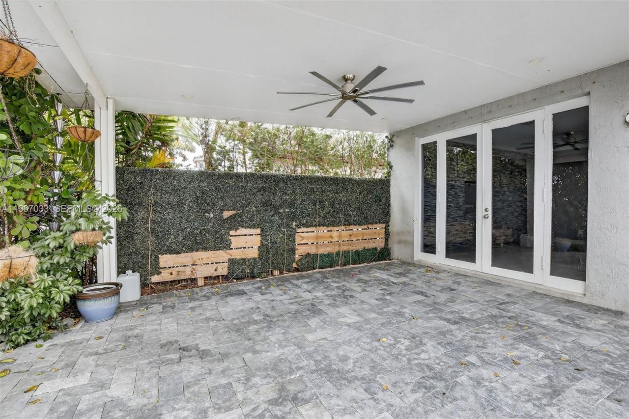 10755 SW 17th Pl , Davie, FL 33324 Photo