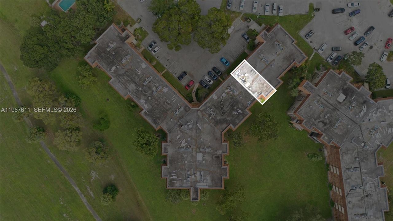 6300 S Falls Cir Dr, Unit 212, Lauderhill, FL 33319 Photo