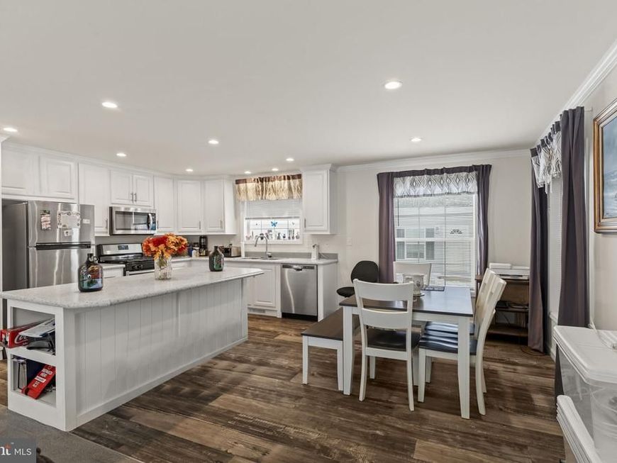 158 Wooded Drive, Doylestown, PA 18901 Main Photo