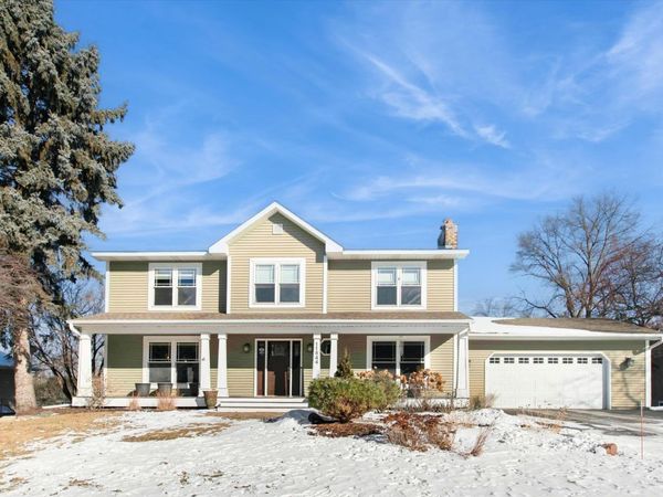 11844 Dunhill Road, Eden Prairie, MN 55344