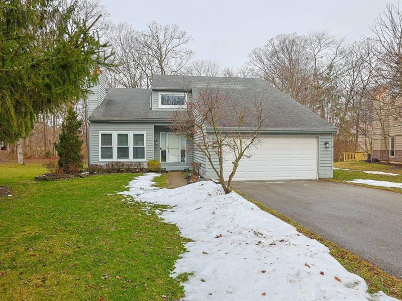 8111 Saddleback Place, Maineville, OH 45039 Photo 1