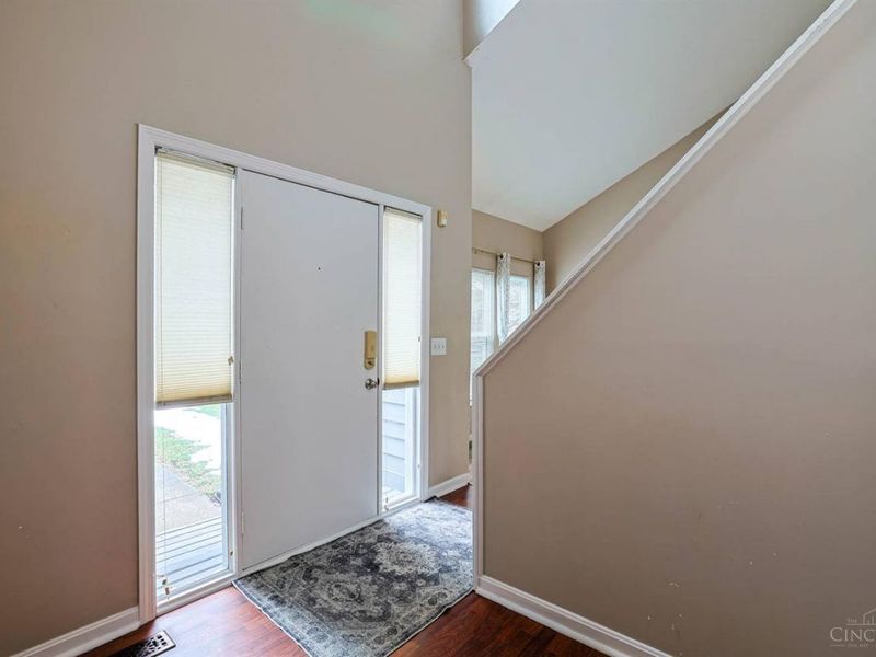 8111 Saddleback Place, Maineville, OH 45039 Photo 2