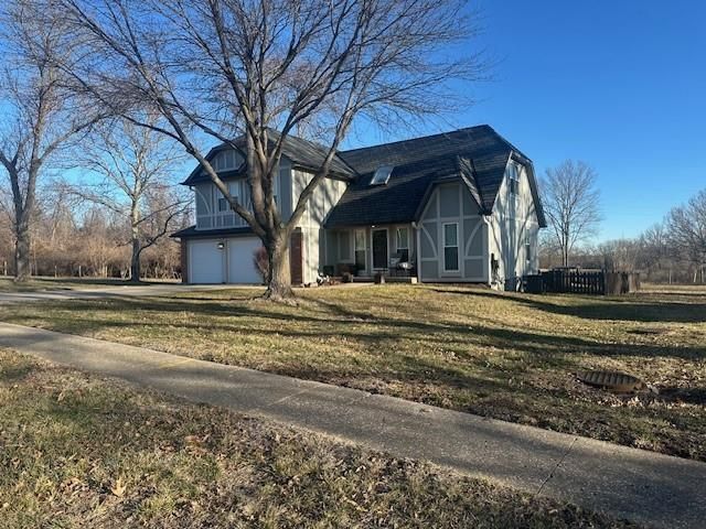 128 NW Lakewood Boulevard, Lees Summit, MO 64064 Main Photo