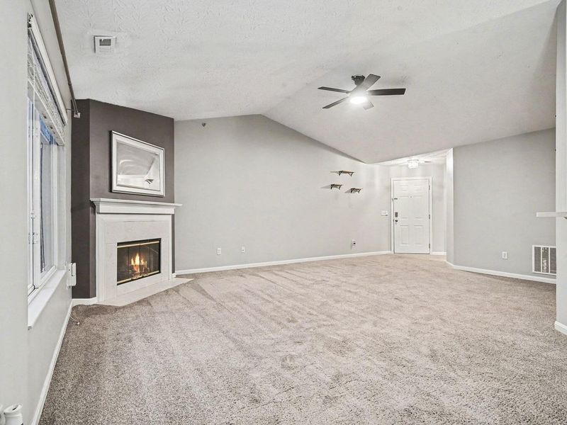 1624 Ashley Court, Unit 303, Florence, KY 41042 Photo 6