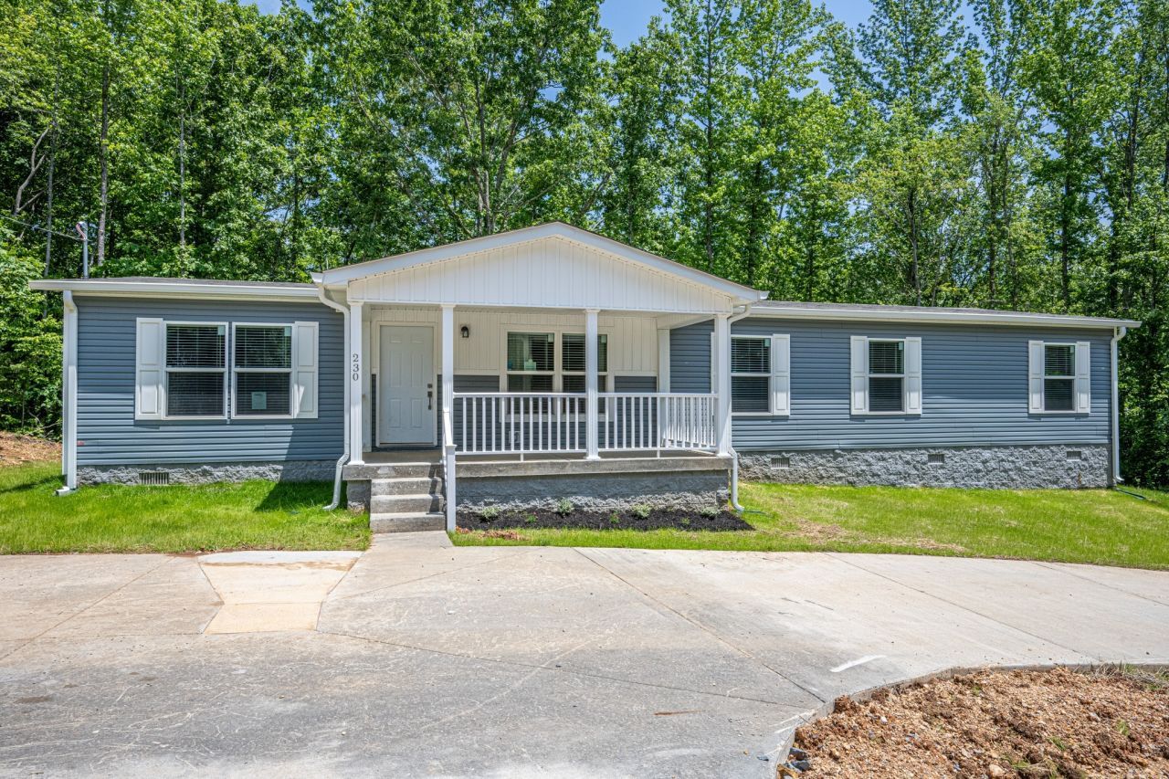 230 E Little Richland Rd, Waverly, TN 37185 Main Photo