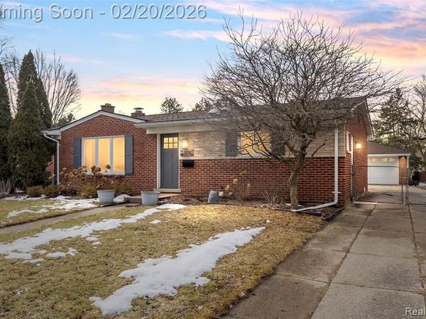 22091 Malden Street, Farmington Hills, MI 48336
