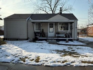30509 Townley Street, Madison Heights, MI 48071
