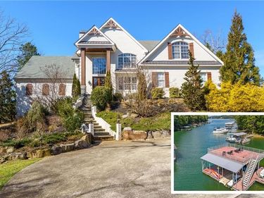 6026 GC Crow Road, Flowery Branch, GA 30542