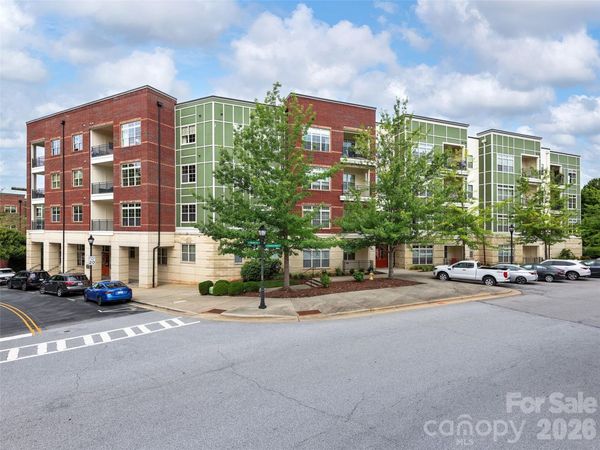 42 Schenck Parkway, Unit 202, Asheville, NC 28803
