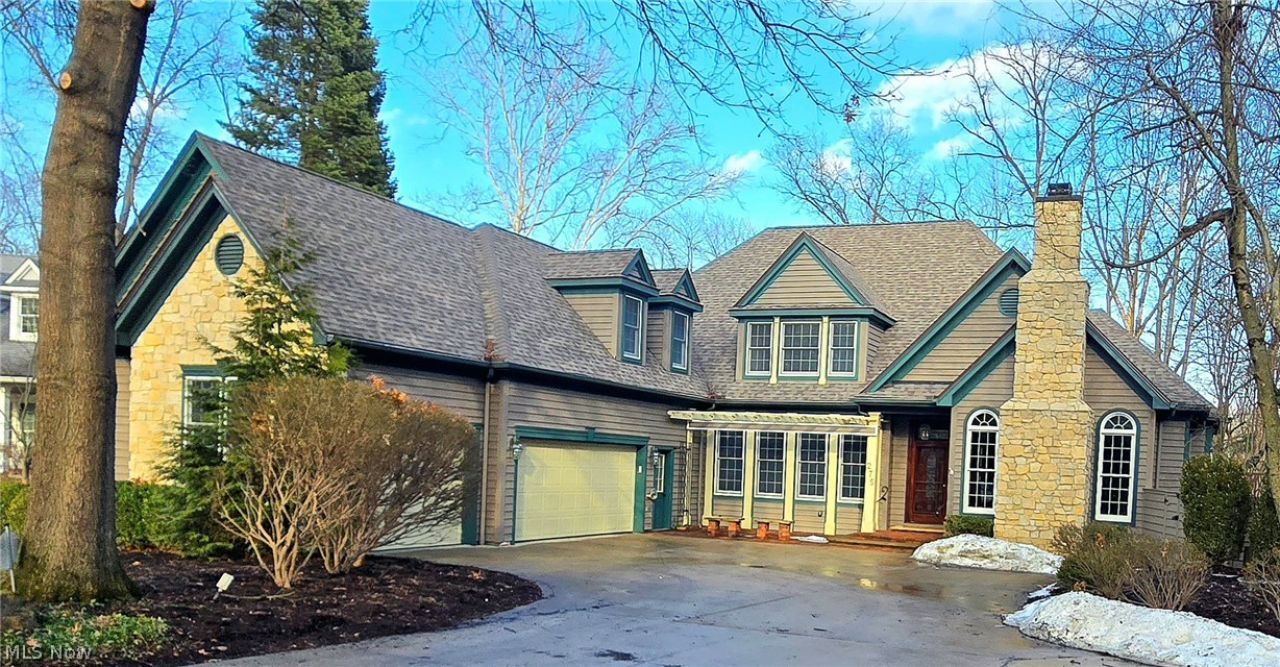 275-285 Quarrystone Lane, Berea, OH 44017 Main Photo