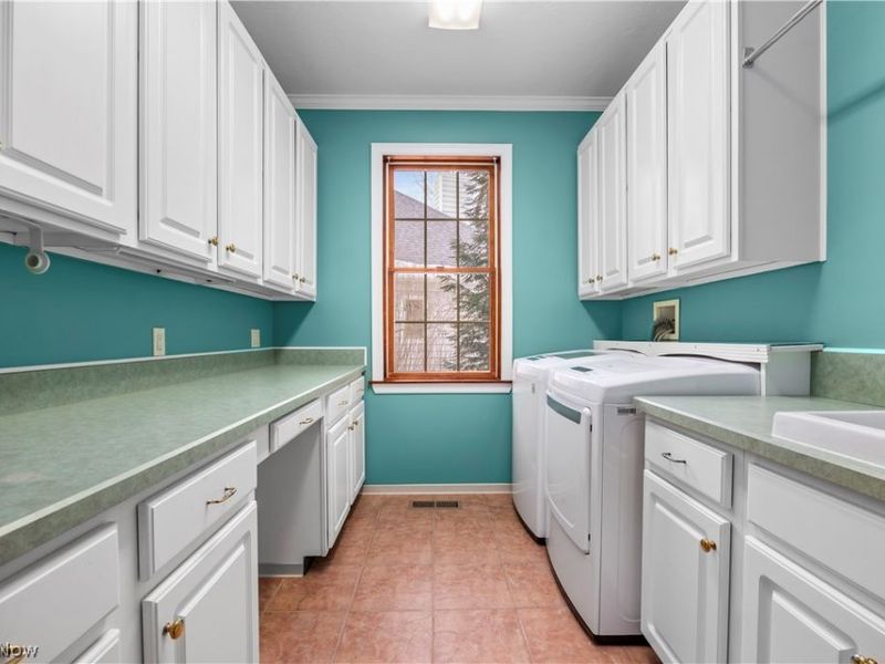 275-285 Quarrystone Lane, Berea, OH 44017 Photo 15