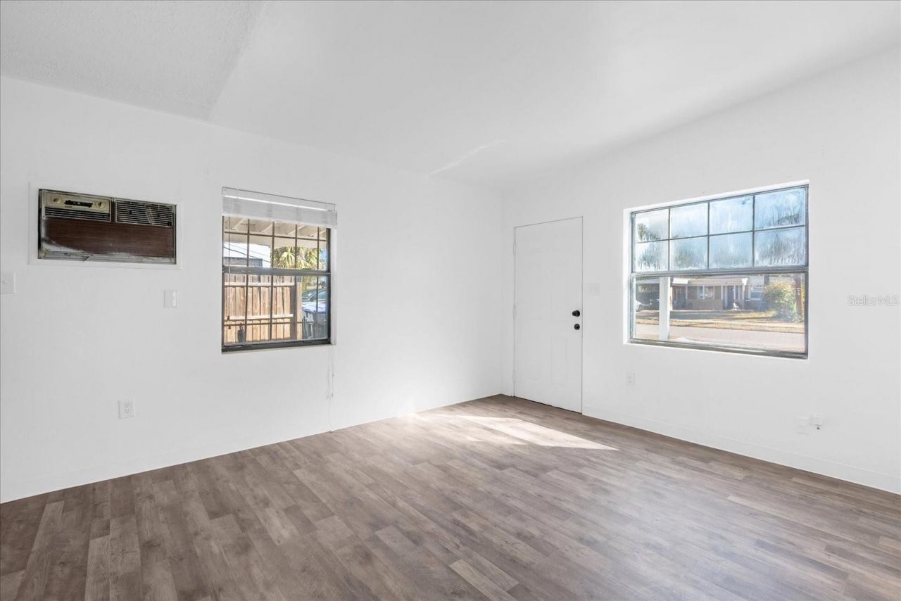 920 Hacienda Court, Orlando, FL 32808 Photo