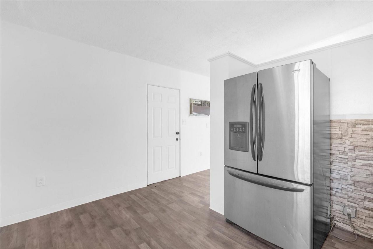 920 Hacienda Court, Orlando, FL 32808 Photo