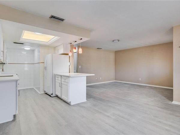 1113 Cape Coral PKWY W, Unit 101, CAPE CORAL, FL 33914