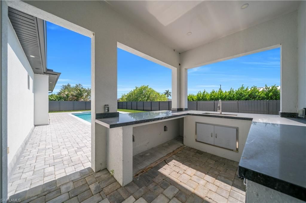 302 El Dorado Blvd N, Cape Coral, FL 33993 Photo