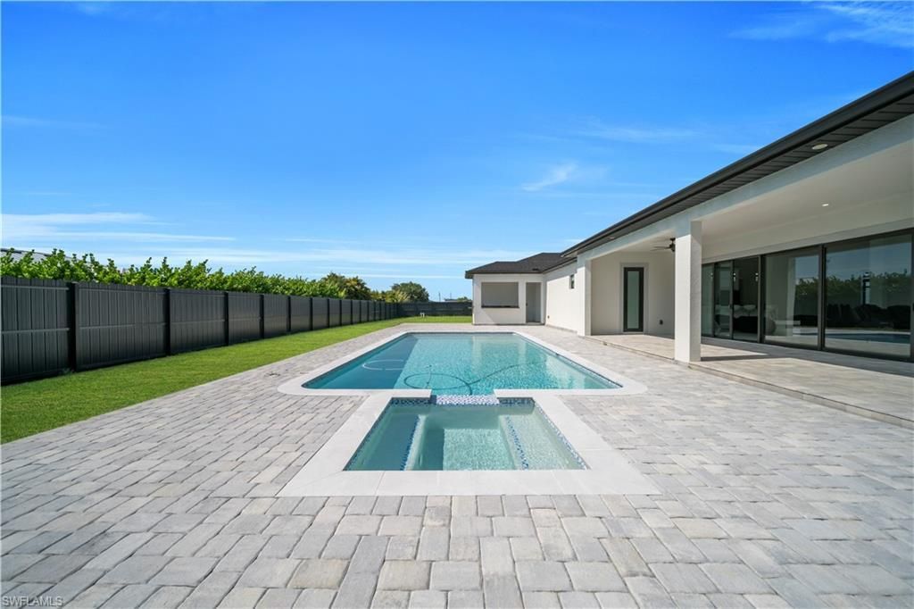 302 El Dorado Blvd N, Cape Coral, FL 33993 Photo