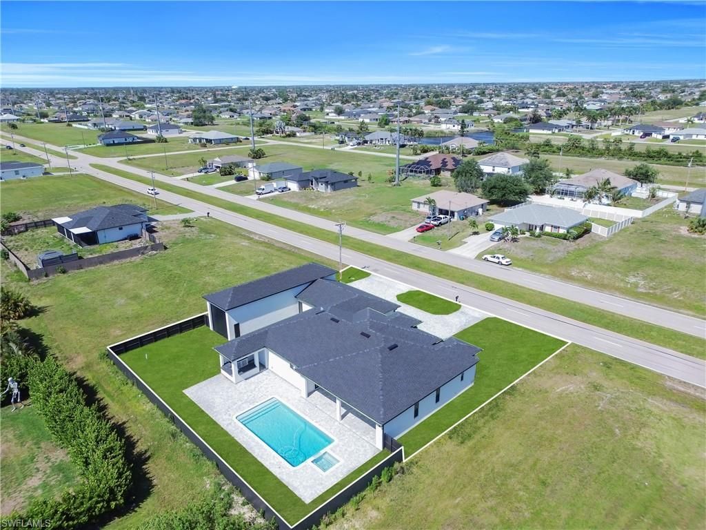 302 El Dorado Blvd N, Cape Coral, FL 33993 Photo