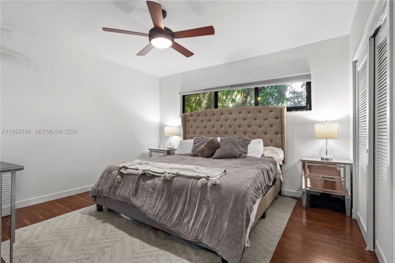 1561 Bird Rd, Coral Gables, FL 33146 Photo