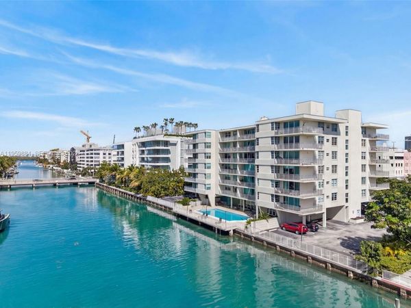 9500 W Bay Harbor Dr, Unit 2H, Bay Harbor Islands, FL 33154