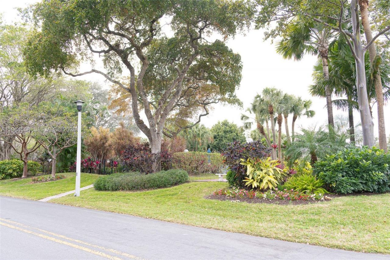 3051 N Course Dr, Unit 107, Pompano Beach, FL 33069 Photo