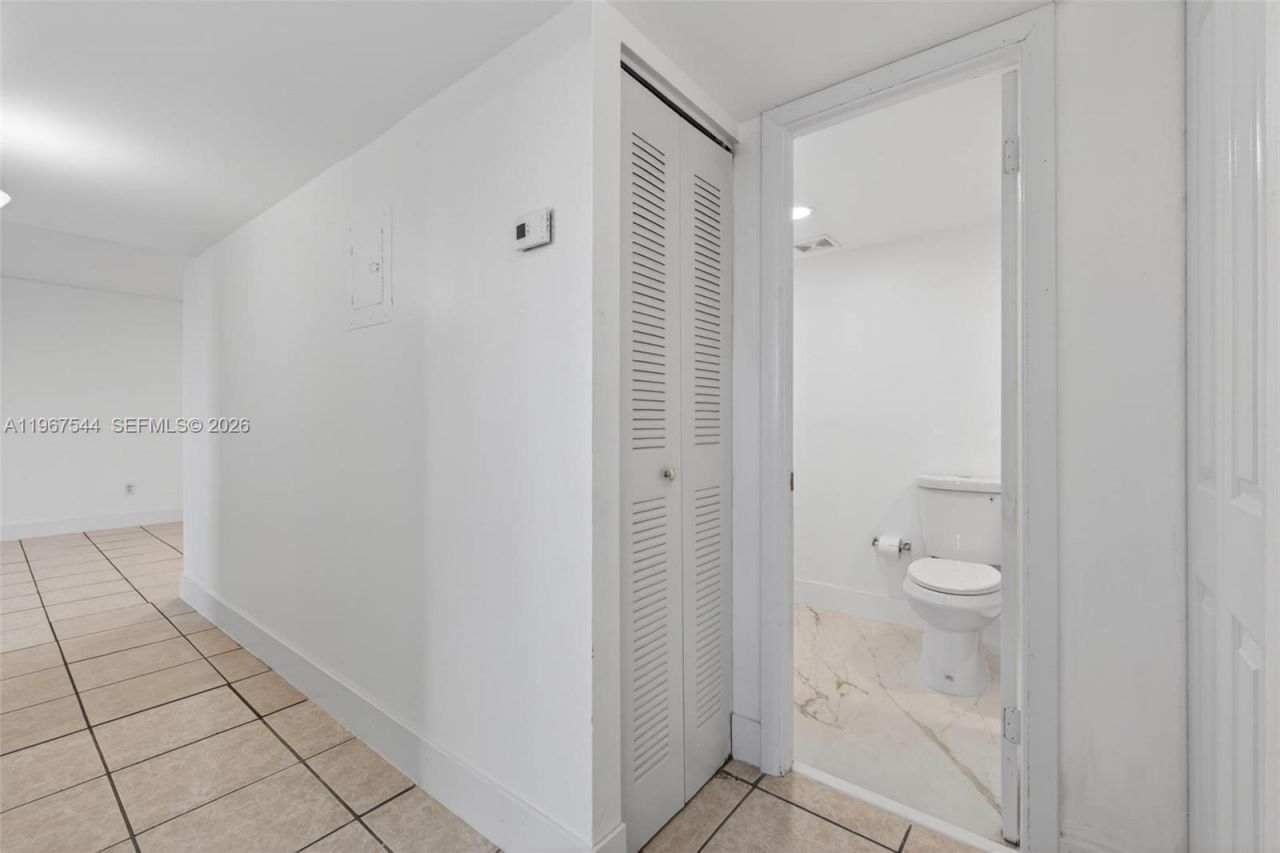 606 W 81st St, Unit 302, Hialeah, FL 33014 Photo
