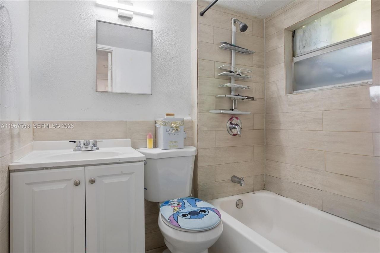 10601 SW 172nd St , Miami, FL 33157 Photo